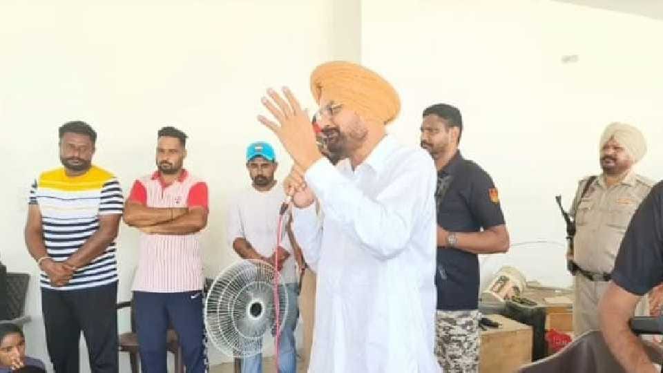 Father of Sidhu Moosewala said Lawrence Bishnoi and Goldy Brar should get death sentence