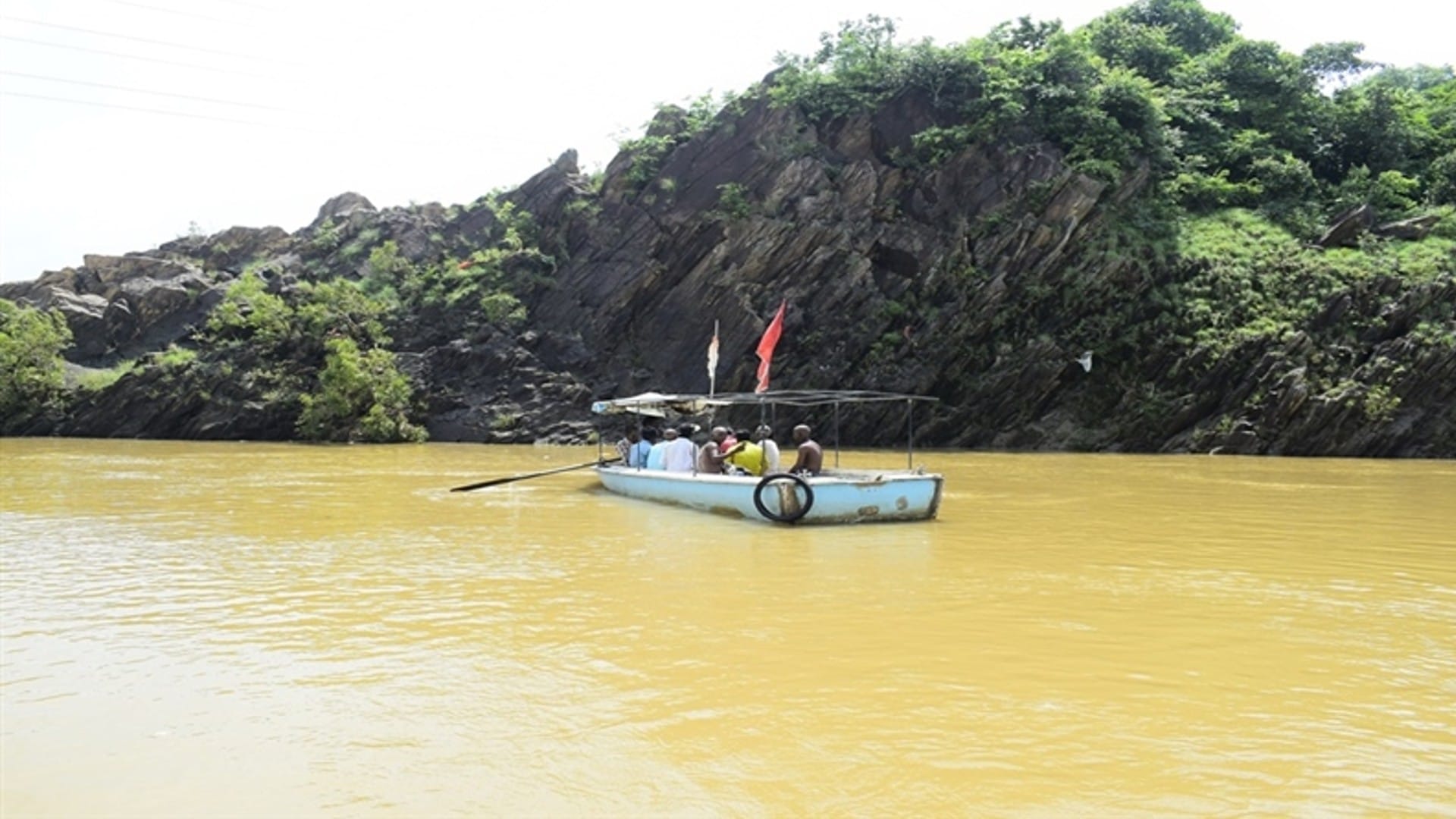 Pitru Paksha 2022: King Indra performs Pind Daan on this bank of Narmada read more in hindi