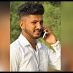 पंजाबी गायक जी खान।