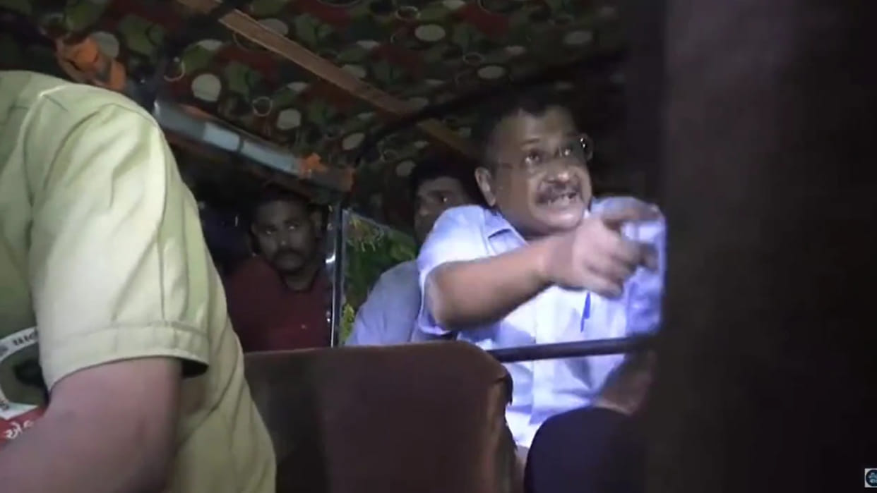 Gujarat arvind Kejriwal furious at the policeman said  we do not want your security video viral
