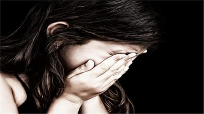 MP News: Rape with a five-year-old girl in Sidhi, innocent found crying in the forest adjacent to the township