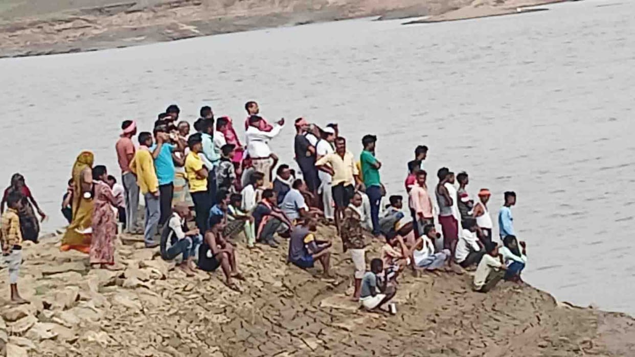Banda News: Two girls drowned while bathing in Ken river