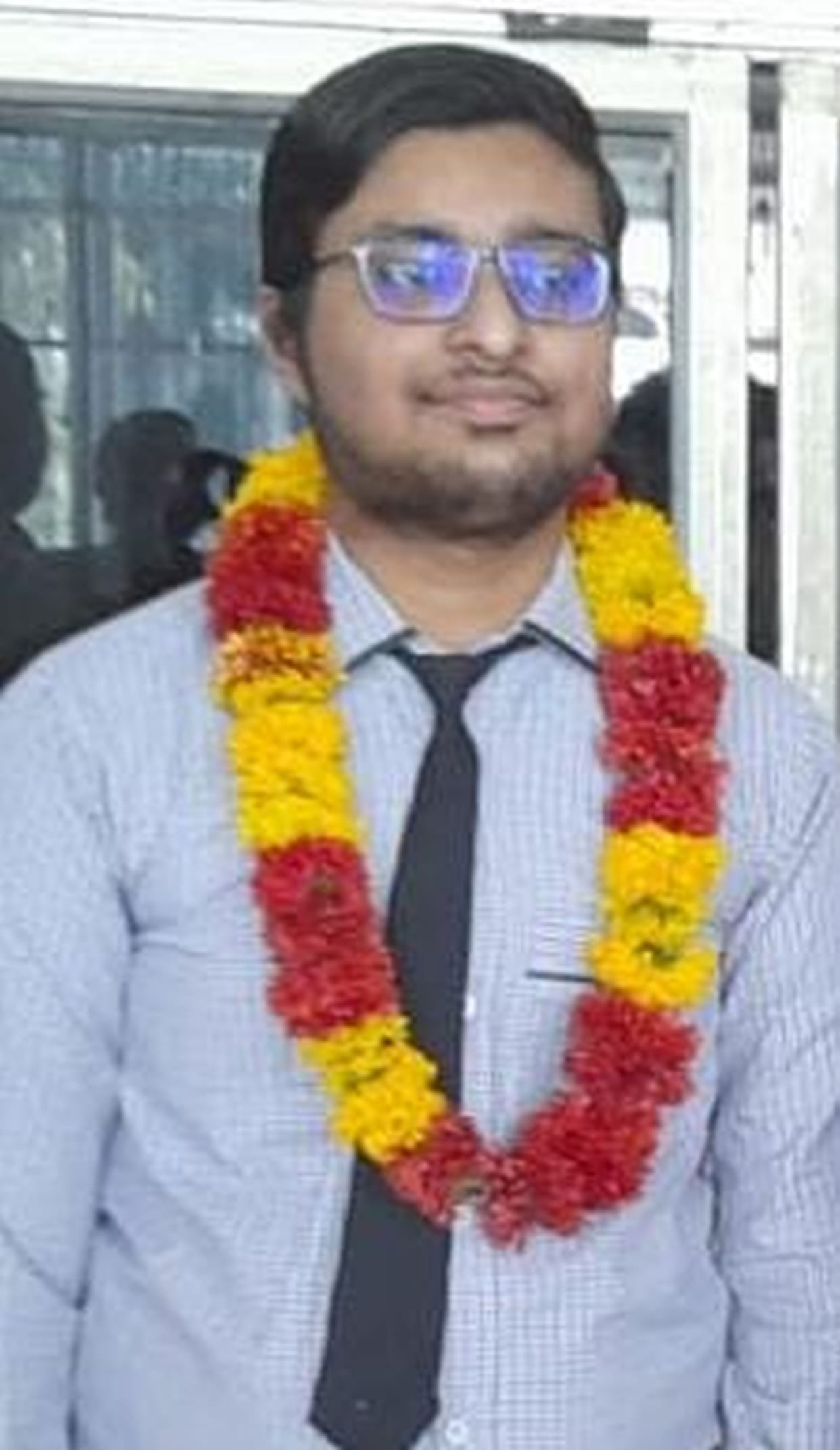 Jalaun: Kanishk got first place in the region in IIT JEE Advanced