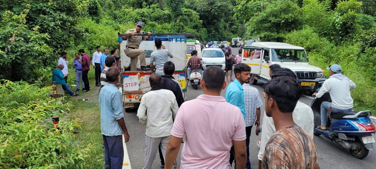 Uttarakhand  three minors Dead Bodies found from Khoh river Siddhabali temple SDRF Rescue