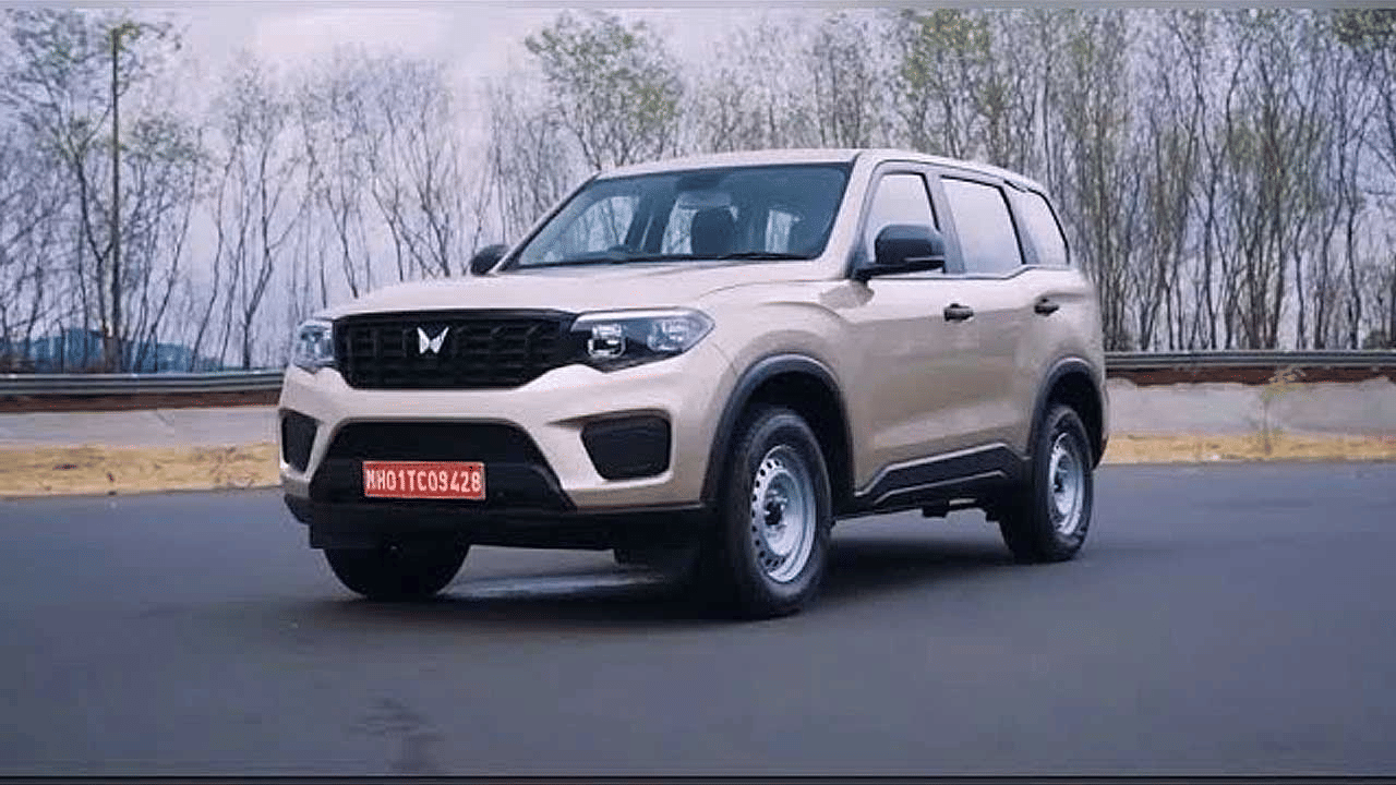 Is it a profitable deal to buy base Variant car or SUV, difference in price and features