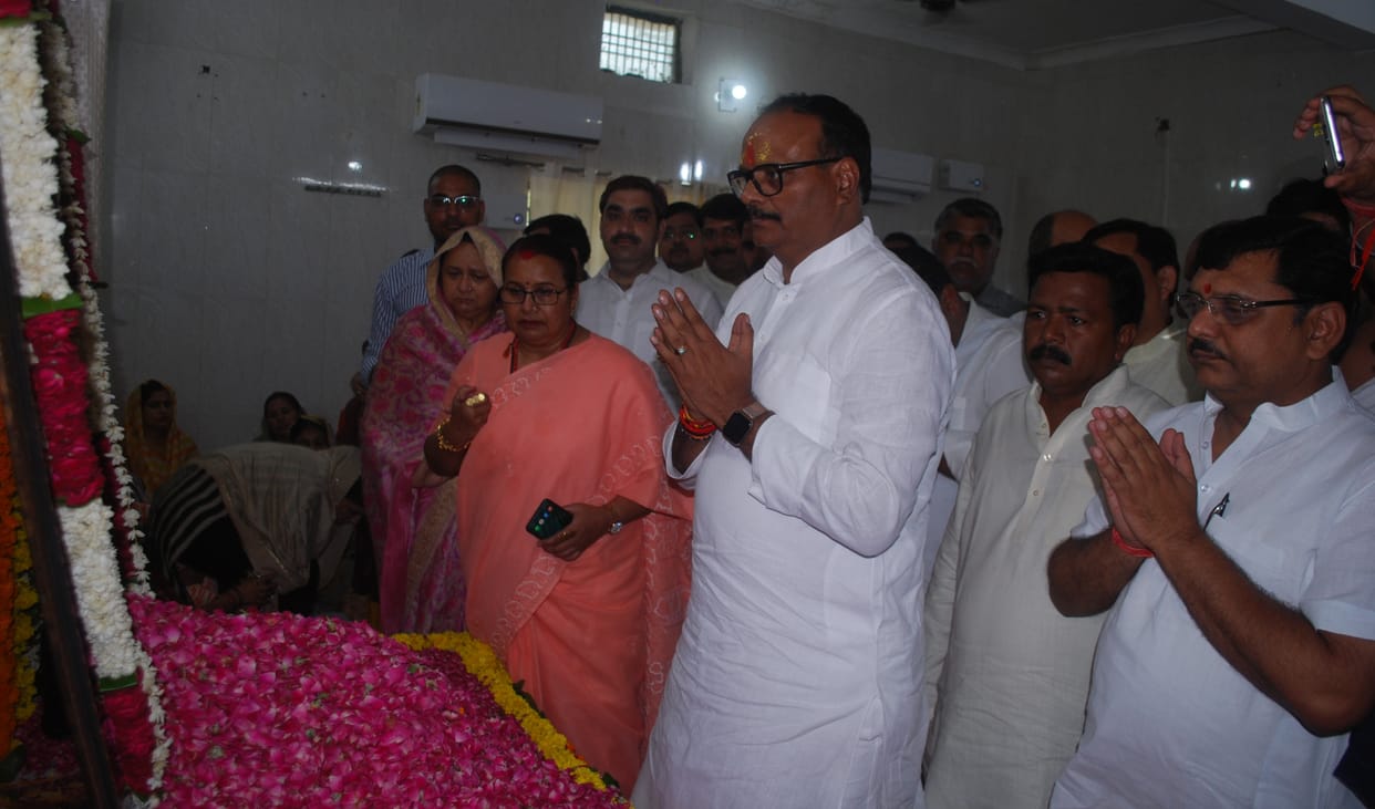 Will not allow Upadhyay ji's family to suffer: Deputy Chief Minister