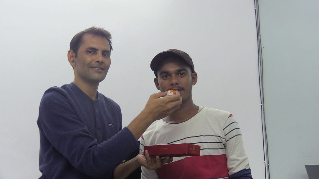 Chirag Varshney became district topper in EWS category
