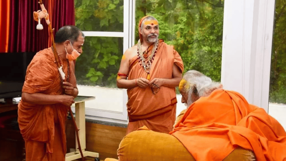 Avimukteshwaranand to head Jyotish Peeth and Sadanand To lead Dwarka Sharda Peeth
