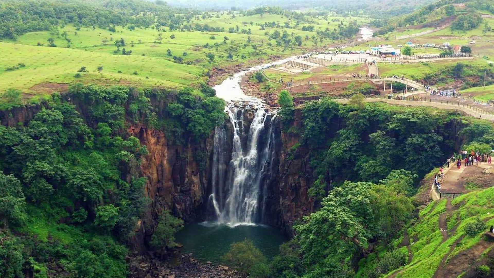 Travel Guide: Best Tourist Places in Indore Visit Madhya Pradesh City
