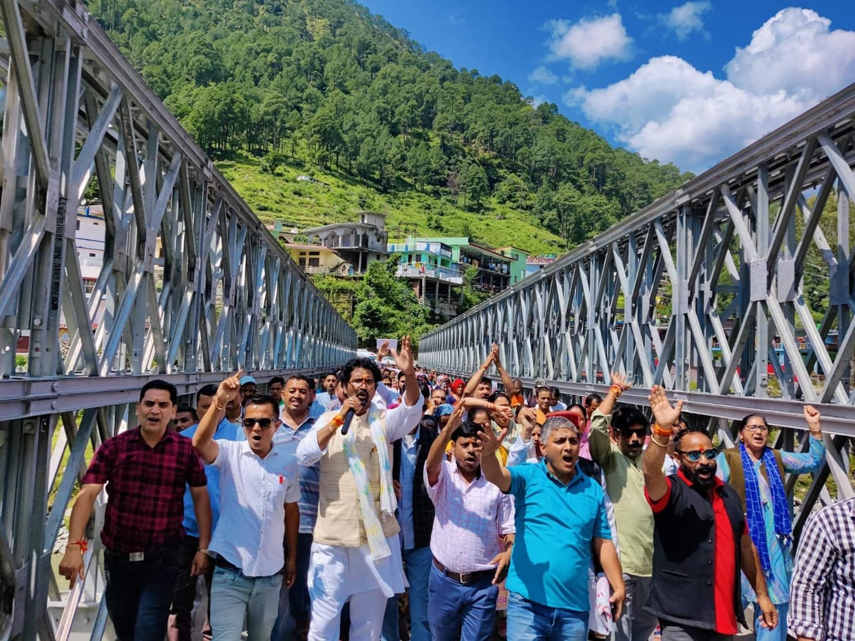 Demonstration in Gangori for construction of double lane bridge