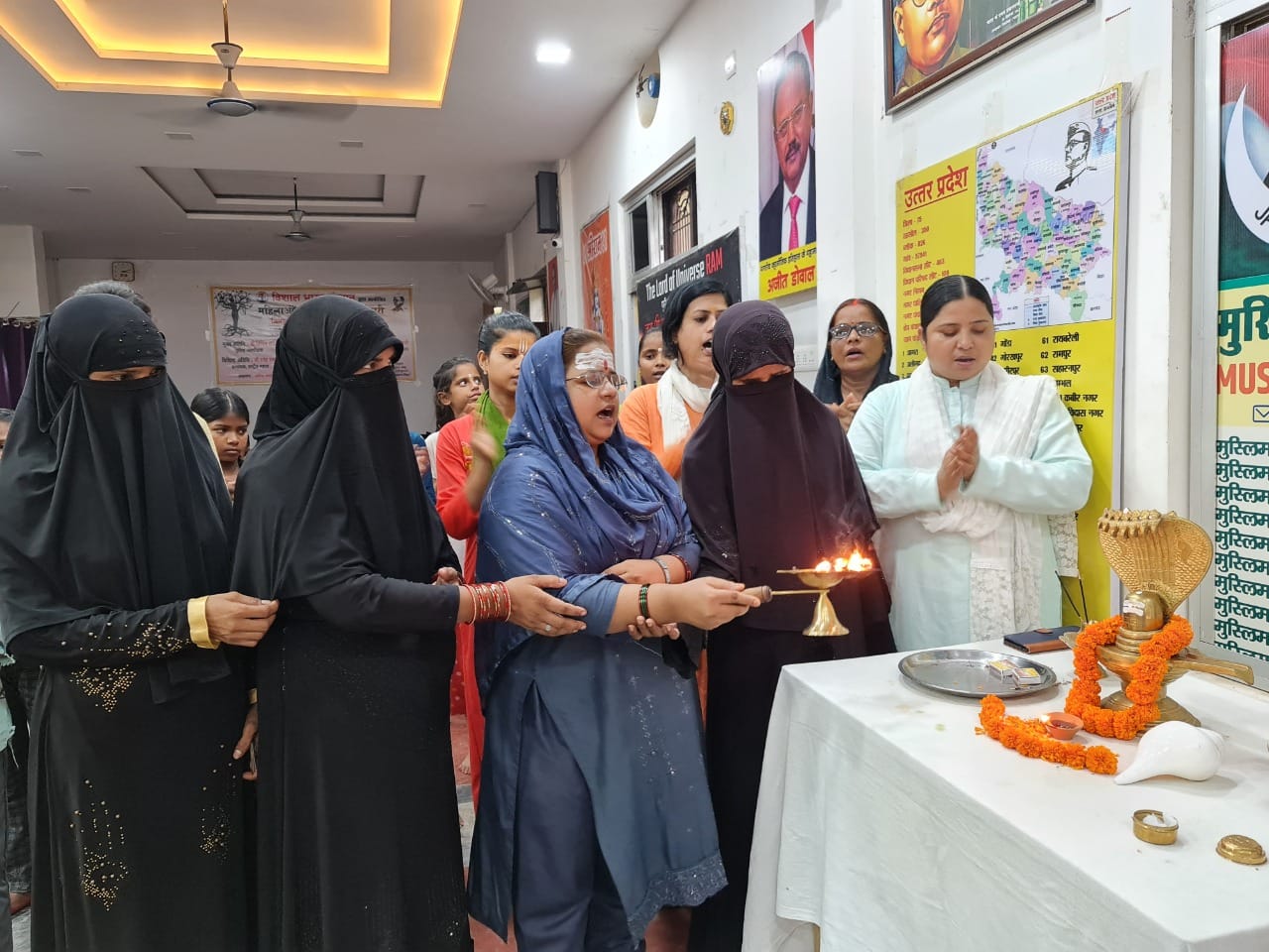 Gyanvapi Masjid Case verdict happiness in hindu side bam bam bol raha hai kashi see in pictures