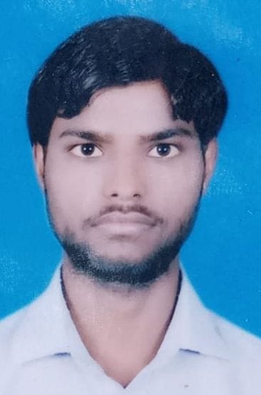 Hardoi, The body of a worker found hanging in a tree