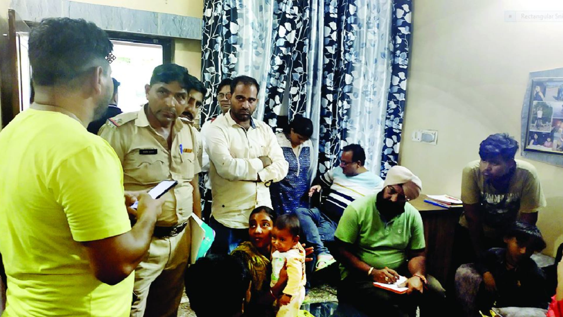 Rs 12 lakh stolen in broad daylight from house of doctor in Fatehabad