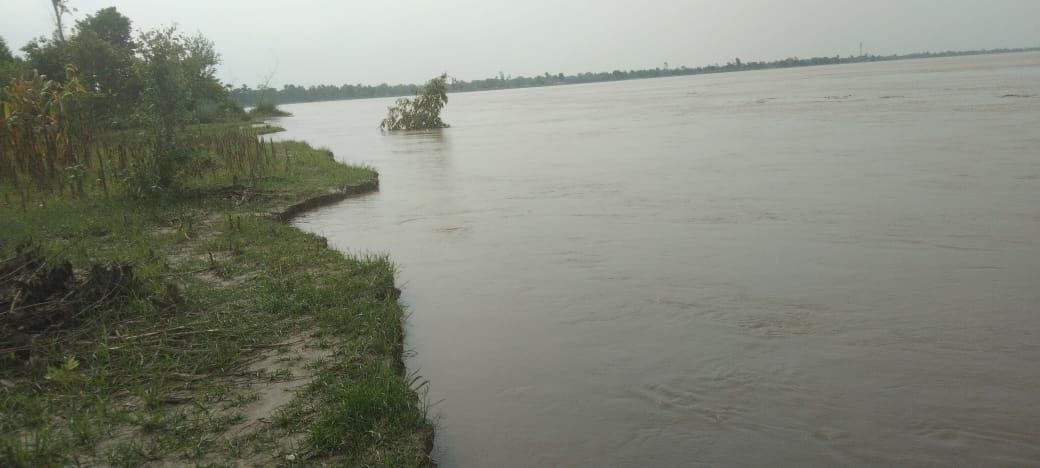 Water released from barrages, villagers panic