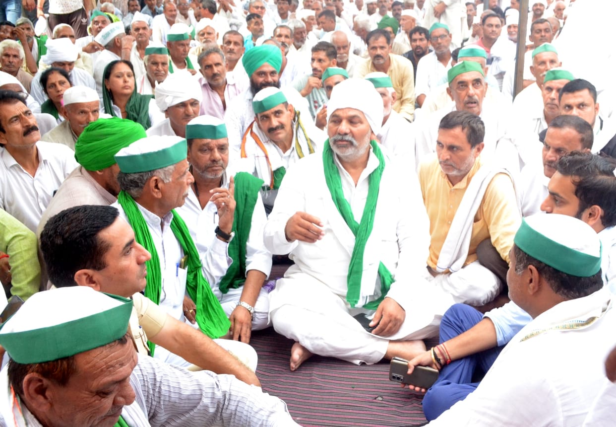 Strike ends on assurance of payment of 140 crore sugarcane price
