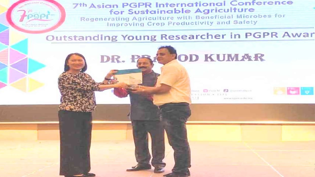 Young Researcher Award to Dr. Pramod of Nauni University