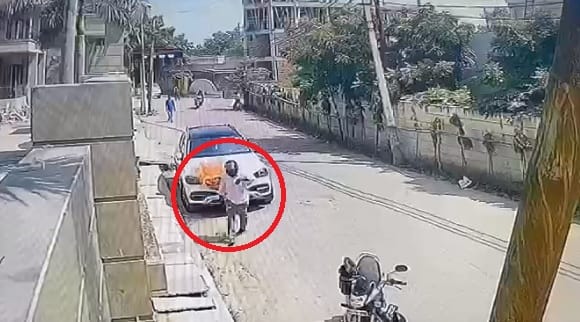 Bike rider sets fire to Mercedes car by pouring petrol In Noida, video goes viral