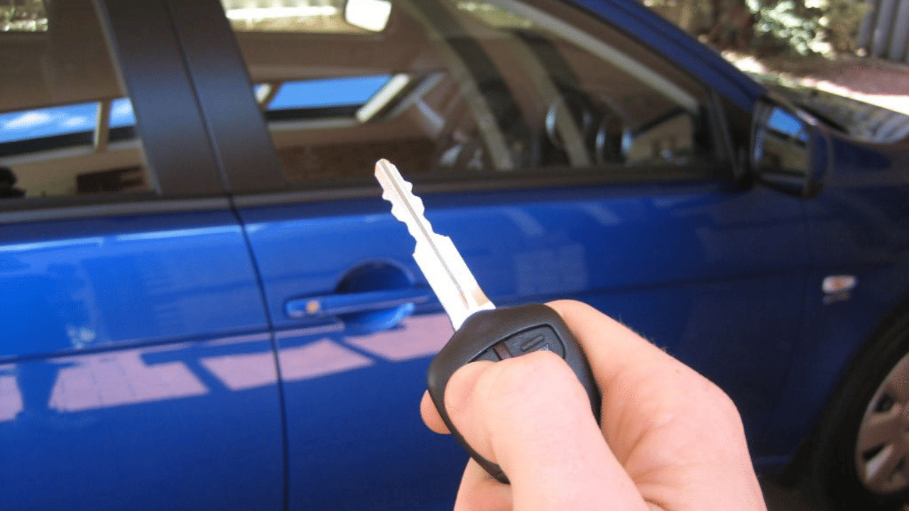 You can keep your car safe by adopting easy ways, know how much it will cost Tyre lock GPS Central lock Gear