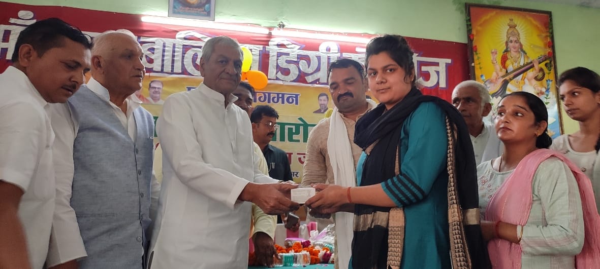 The problem of payment of sugarcane price is old, the solution is being done gradually: Laxmi Narayan