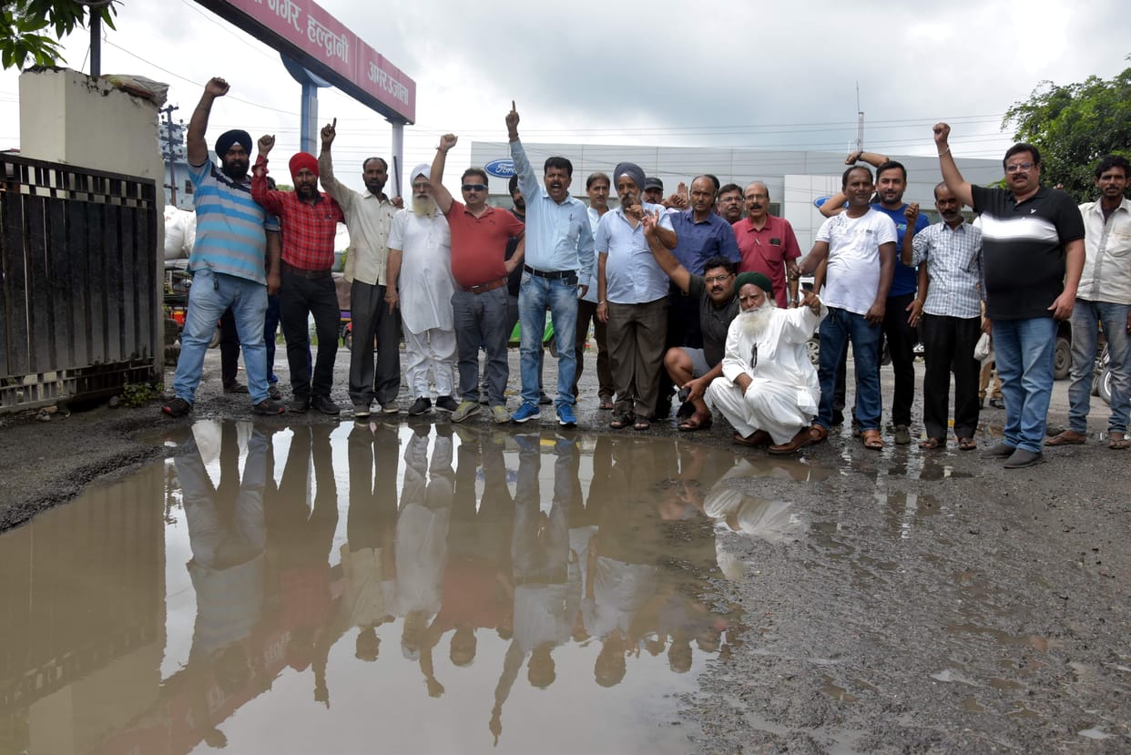 Trader said, correct the condition of Transport Nagar
