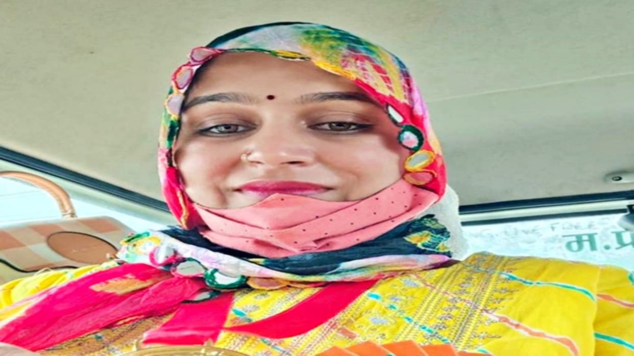 Indore Fake SDM Story Saw friend letter and became an officer