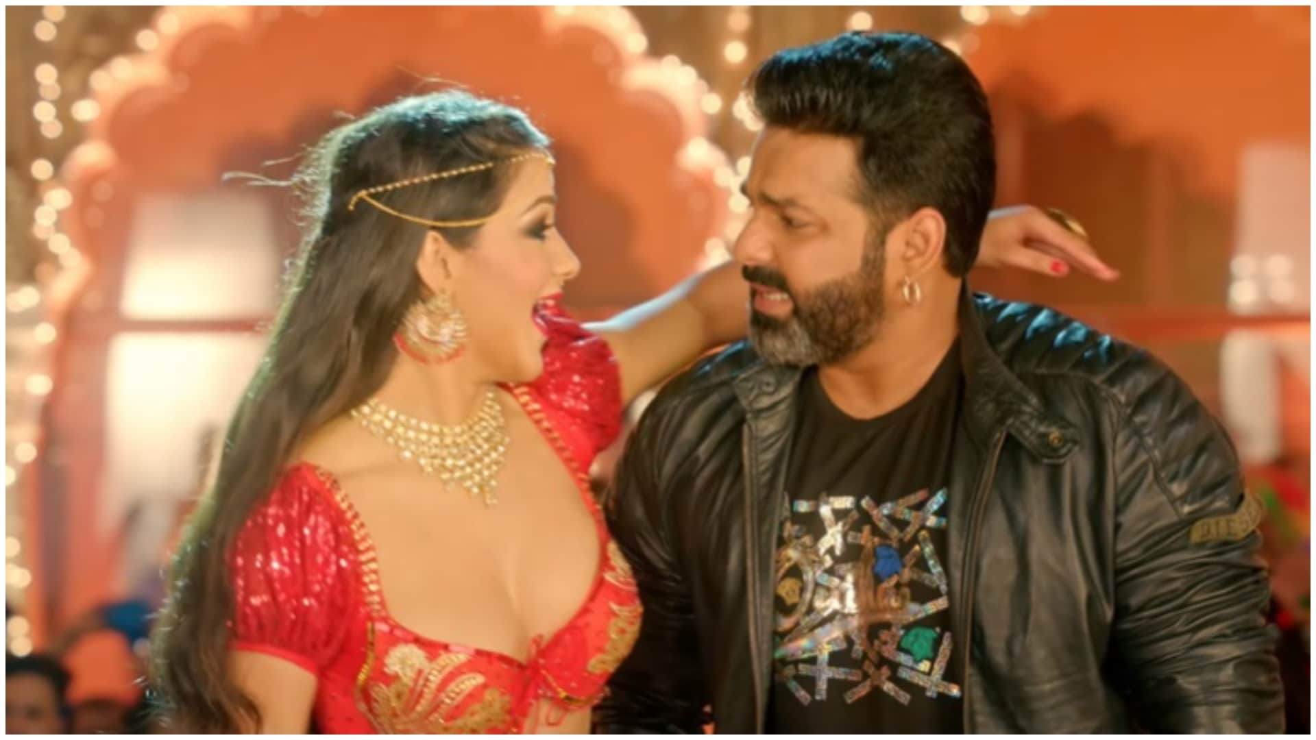Bhojpuri: Shilpi Raj and Pawan Singh new song Lal Ghaghra featuring Namrata Malla went viral on internet