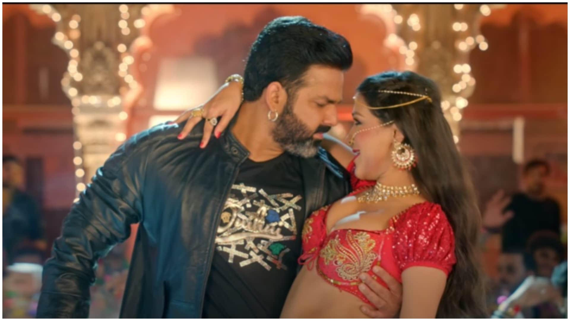 bhojpuri superstar pawan singh new devi song Sato Bahiniya Aili went viral on internet