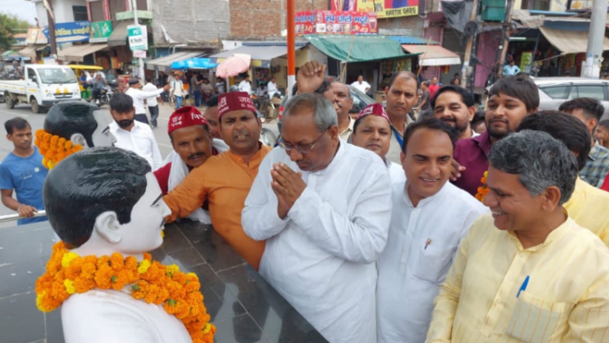 Minister Sanjay NishadBig statement, says links of terrorists and criminals links Found in madrasa