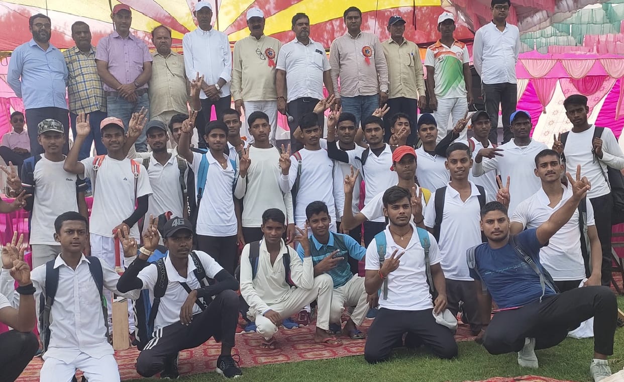 Balua and PDDU Nagar teams joint winners