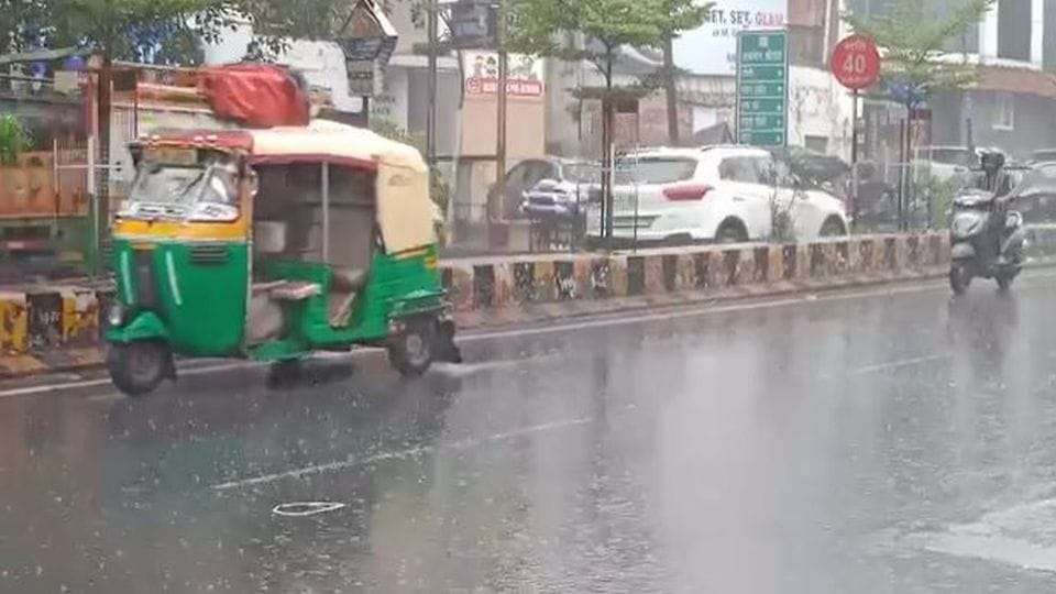 एमपी मौसम आज: अलग-अलग इलाकों में बारिश हो रही है।