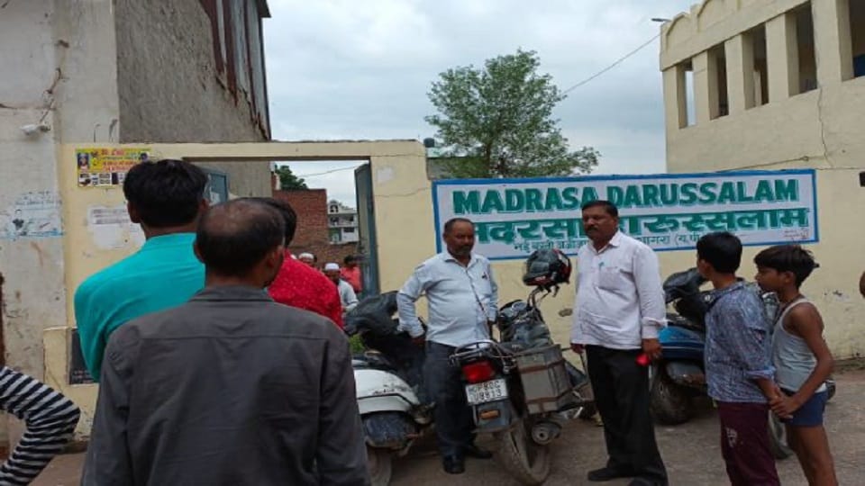 Survey of Madarsa Illegal madrassa operating for nine years in two rooms in Azizpur area of Dhanauli Agra