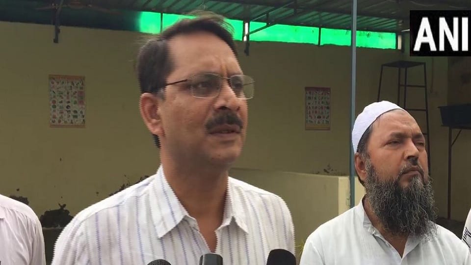 Survey of Madarsa Illegal madrassa operating for nine years in two rooms in Azizpur area of Dhanauli Agra