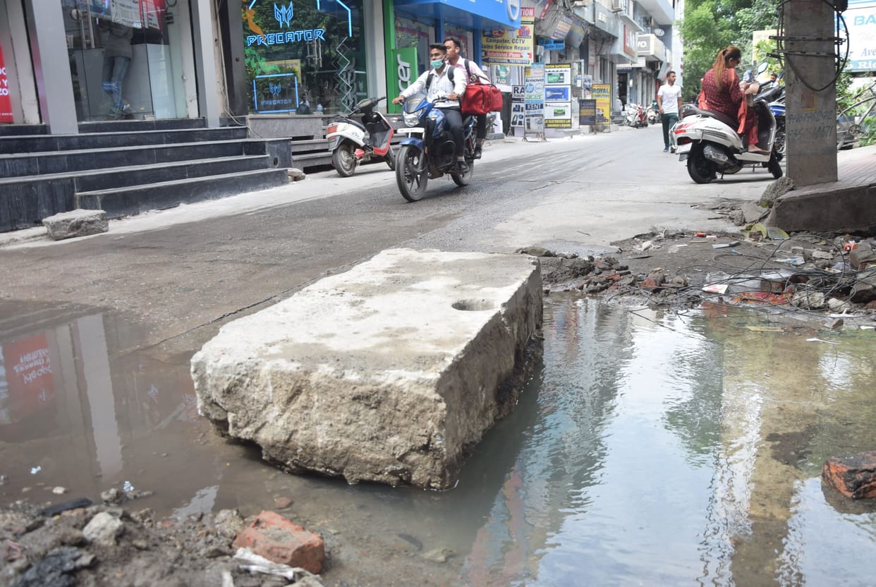 People upset due to sewer overflow, responsible silence, who will listen