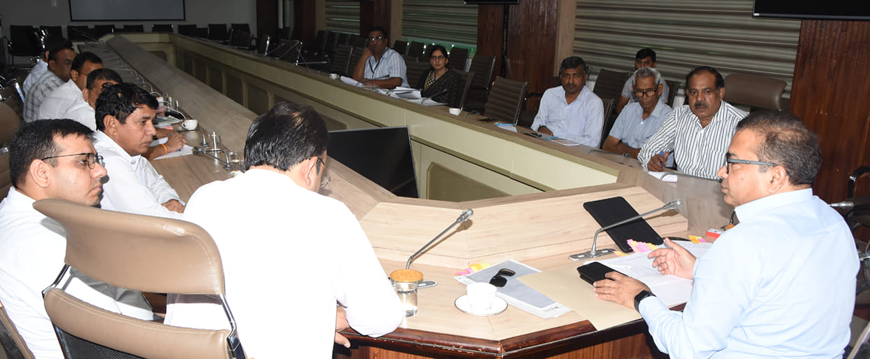 Complete the verification work of farmers' lands in a week
