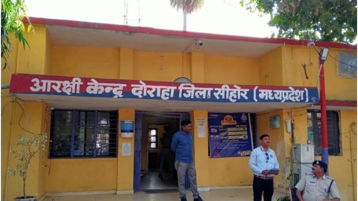 Three accused of stealing in Sehore cloth merchant's shop arrested within 48 hours, stolen goods seized