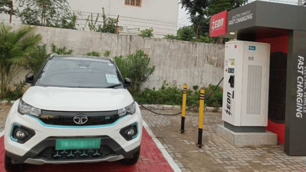 Know how much states give subsidy on electric vehicles Delhi Maharashtra Gujarat Assam Punjab Uttar Pradesh