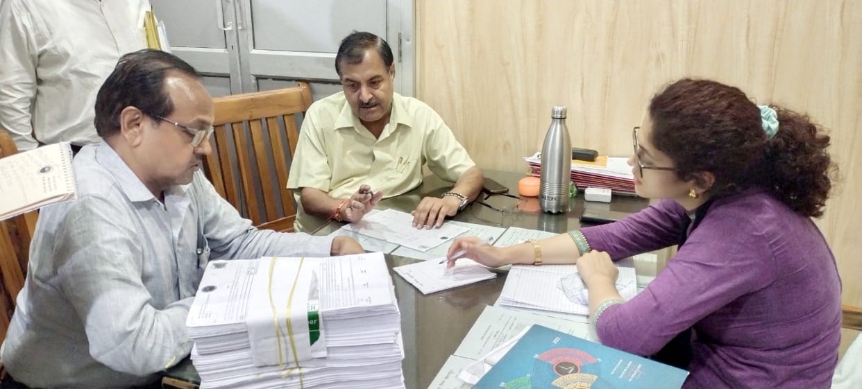 Municipal commissioner inspected the tax department, gave instructions to improve the system