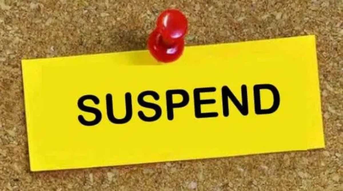 Recommendation to suspend the accountant posted in DPRO office