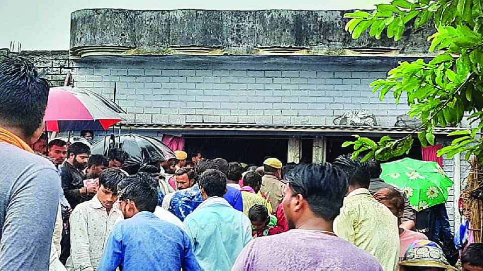 Lakhimpur rape and murder case On the behest of Junaid and Suhail both sisters came out from house