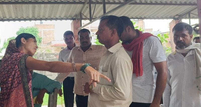 People angry due to not getting proper compensation for land