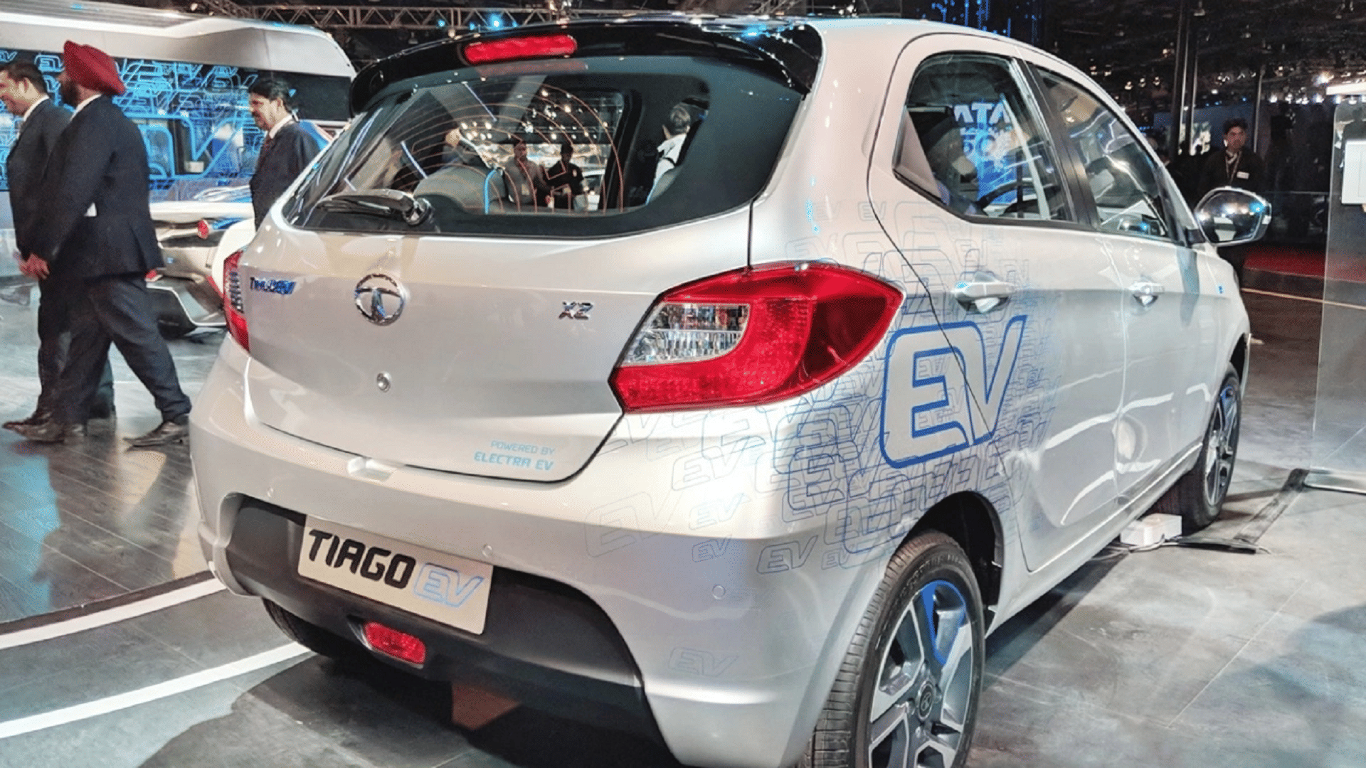 tata tiago electric car launch date in india tata tiago ev range km News in hindi