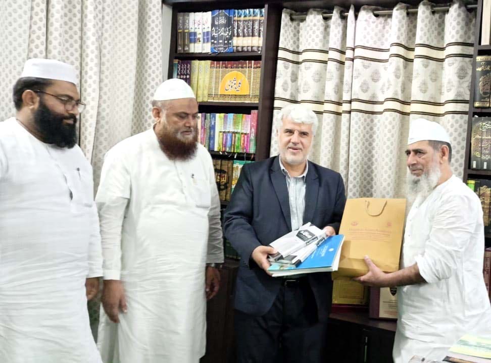 Iran Cultural Counselor reached Darul Uloom