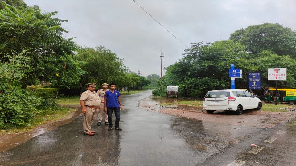 Goa tourist give fake information of robbery to agra police