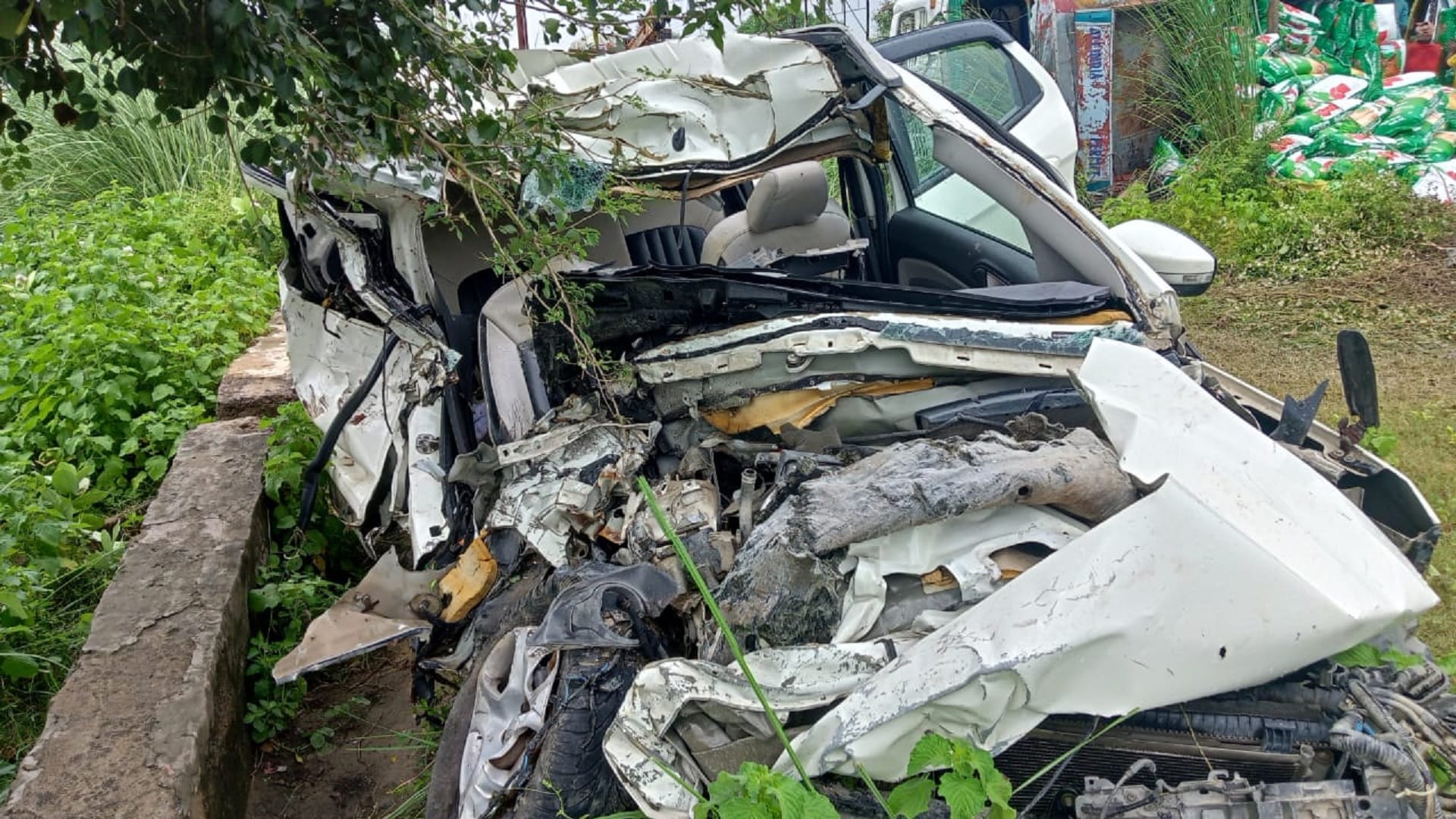 Unnao road accident Car riders had drunk alcohol during the accident outside Trans Ganga City