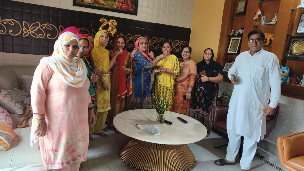 Vinesh won bronze in the World Championships, celebration at home
