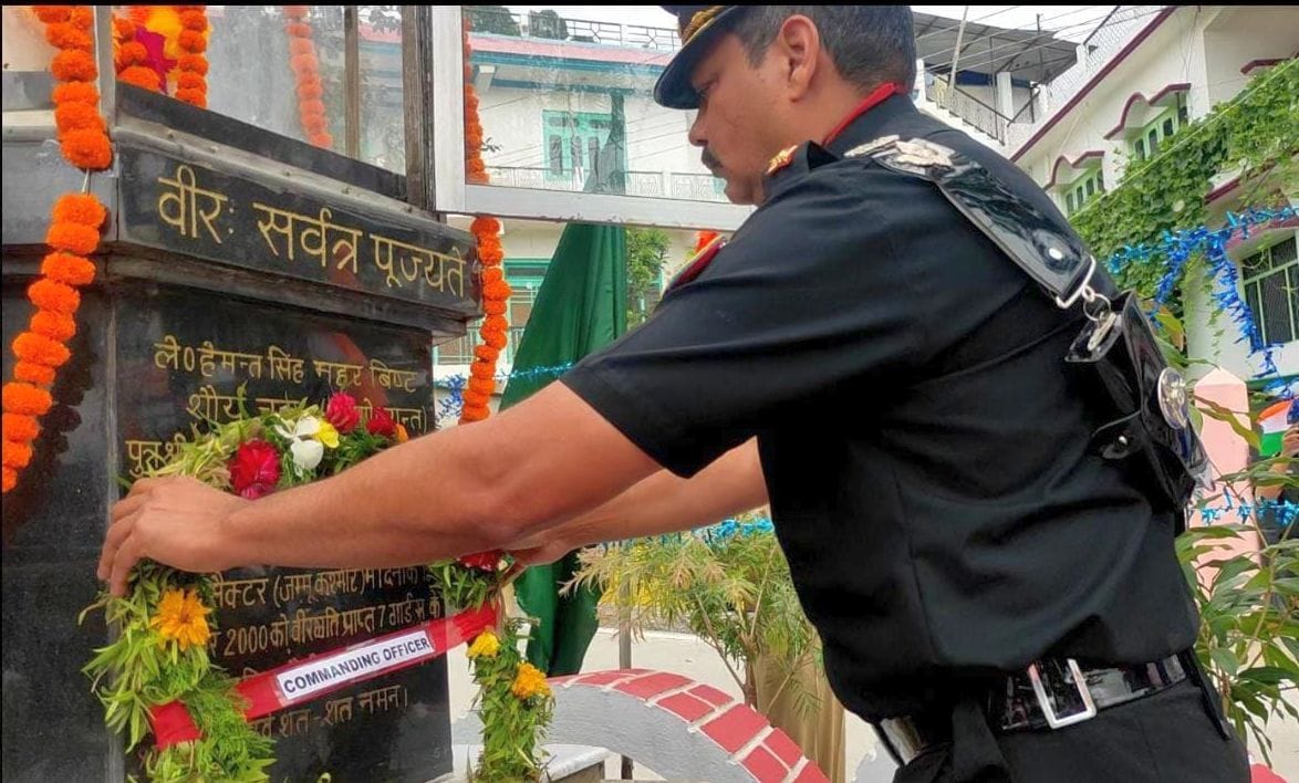 Tribute paid to Shaurya Chakra winner martyr Lt Mehar