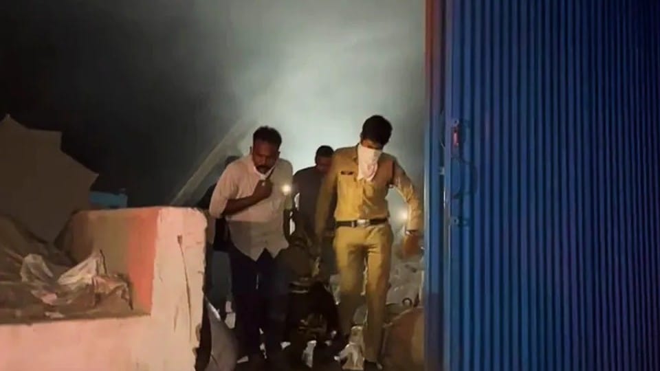 Big accident in Ujjain, three laborers died due to scorching in the fire in Poha factory