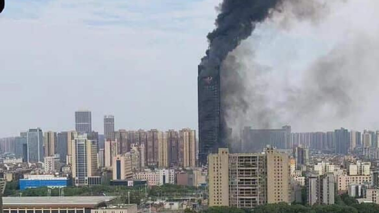 China Telecom building burned with great intensity Changsha southern province Hunan casualty numbers Updates