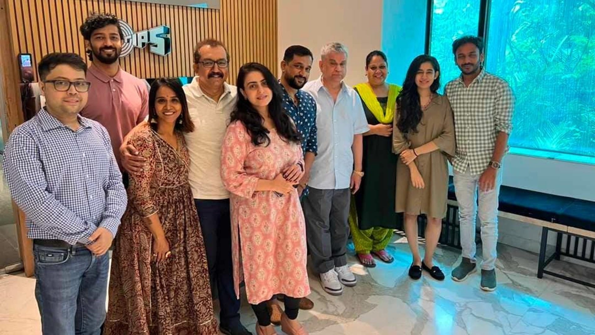 kumar taurani to make coolie Veteran actor neelu phule biopic shooting will be start soon