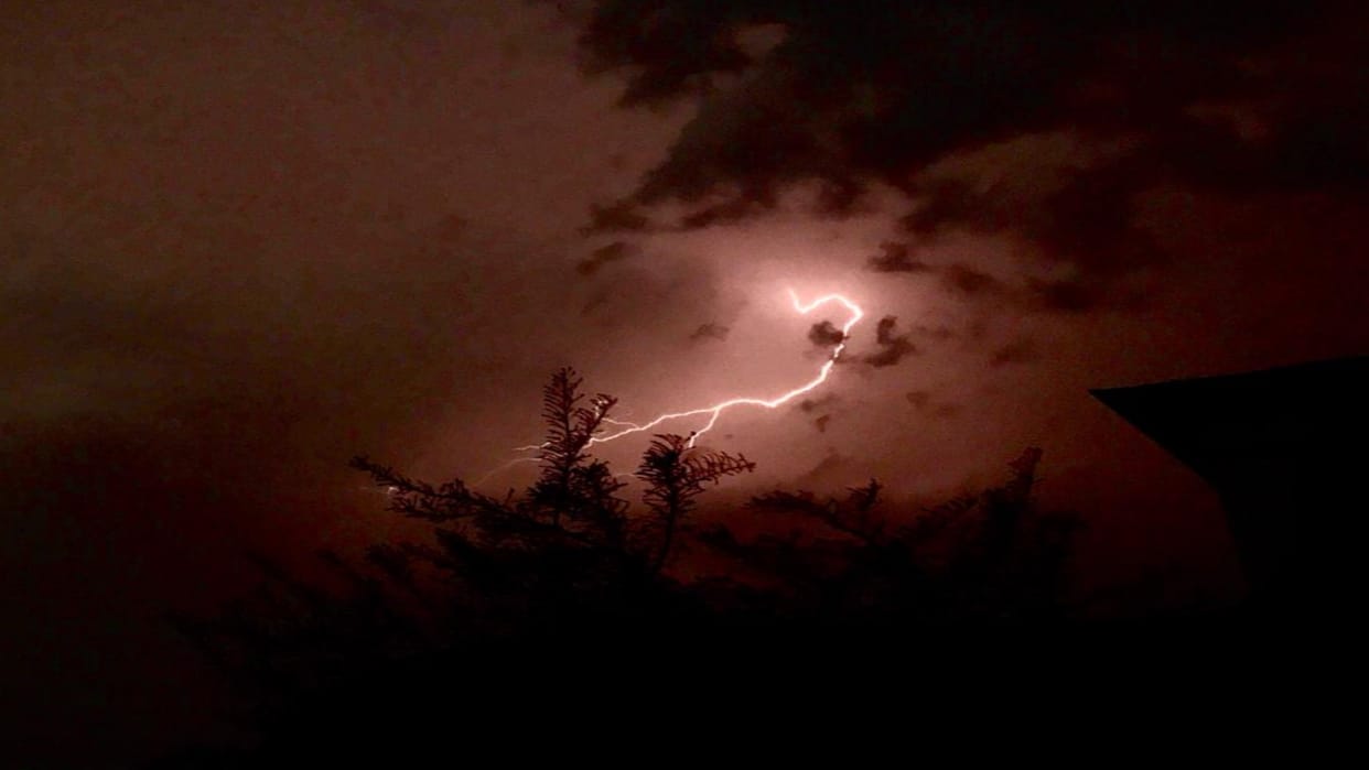 Electricity of more than 20 thousand houses in Gorakhpur for 18 hours